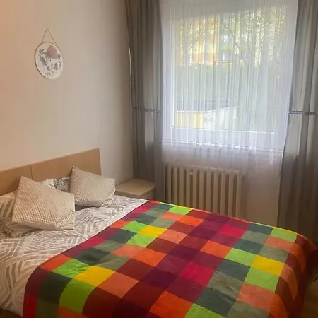 Uroczy Dwa Pokoje,3 Oddzielne Spania,las,skm, Plaza, Parking Lejlighed Gdynia